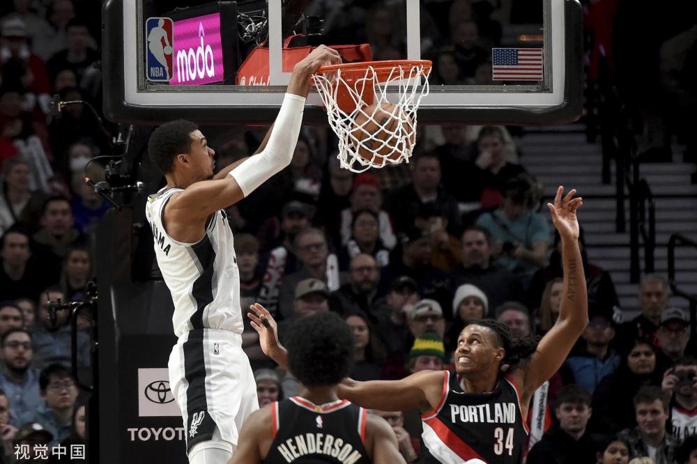 是由球员进 是由球员进