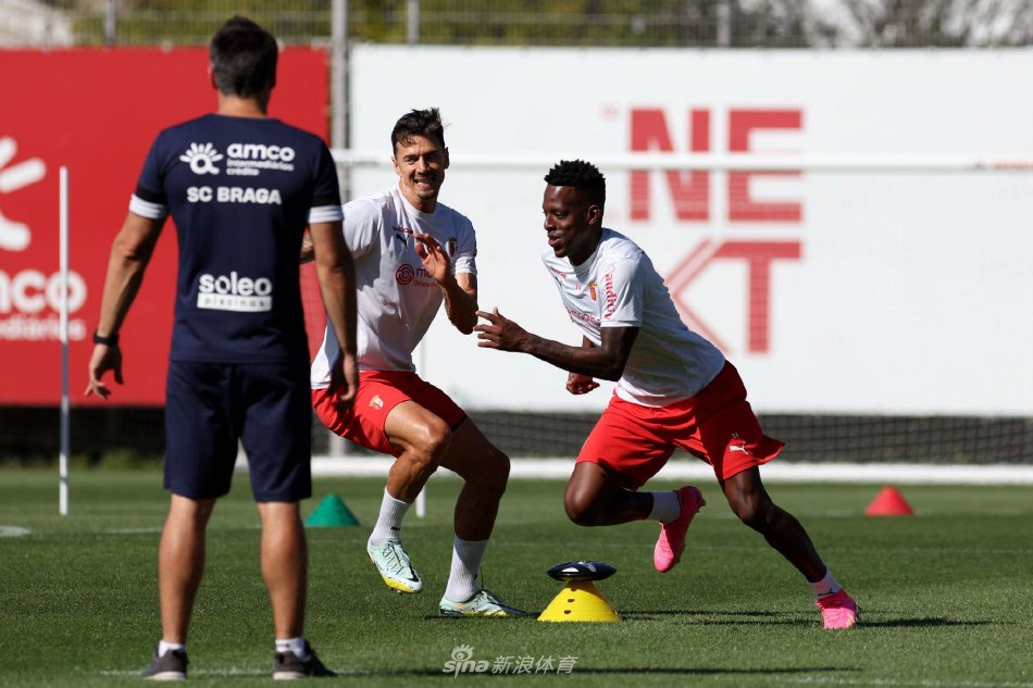 屡屡取胜的 屡屡取胜的